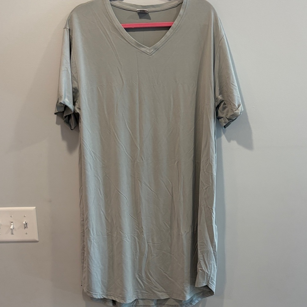 Little Bipsy Light Gray V-Neck Midi Dress